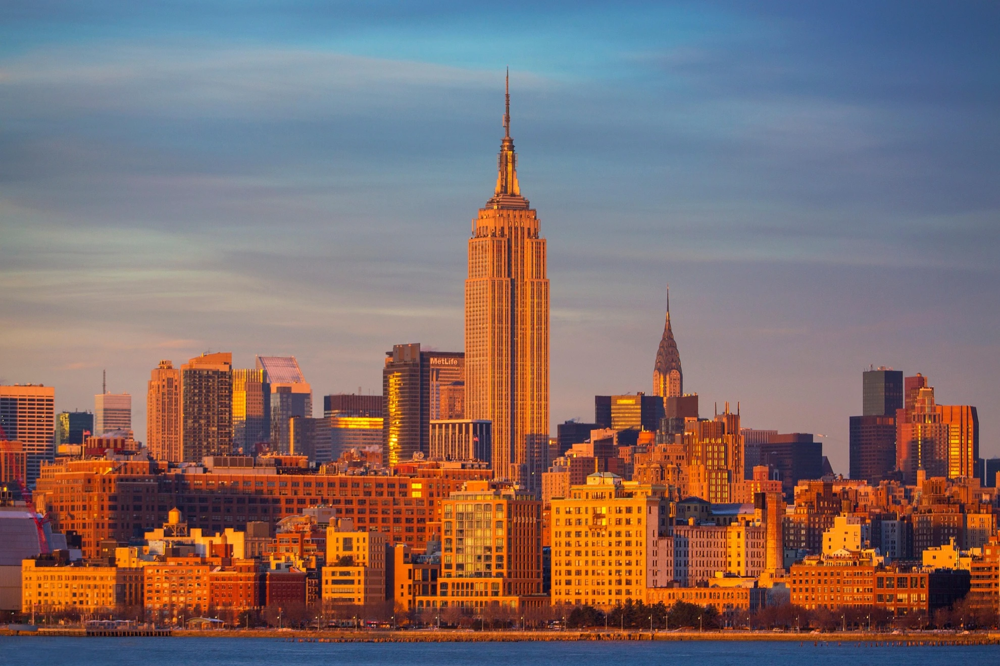 olga_fil-empire-state-building-6858030_1920